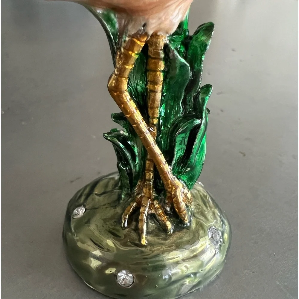 Jeweled flamingo trinket box/figurine - Picture 11 of 15